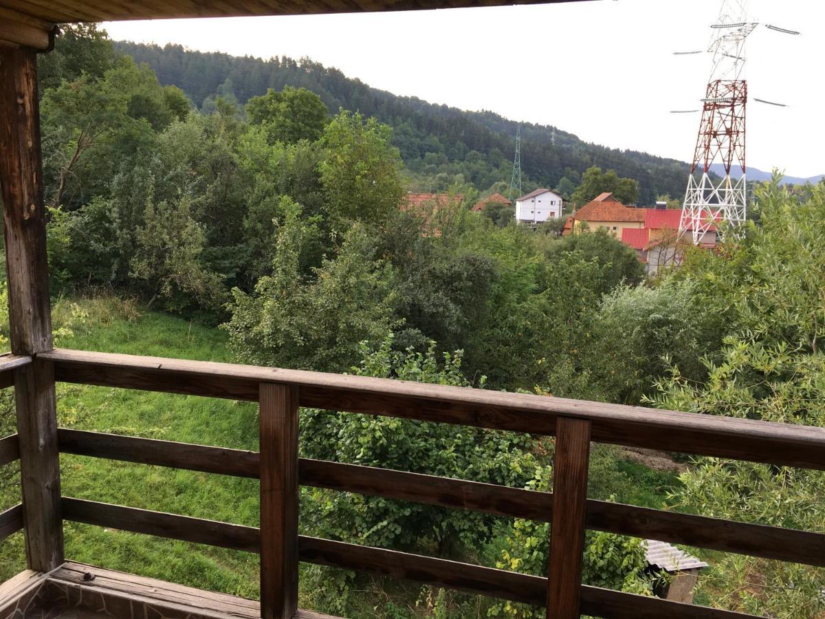 Casa Pelerinului Capatineni-Paminteni Exterior foto